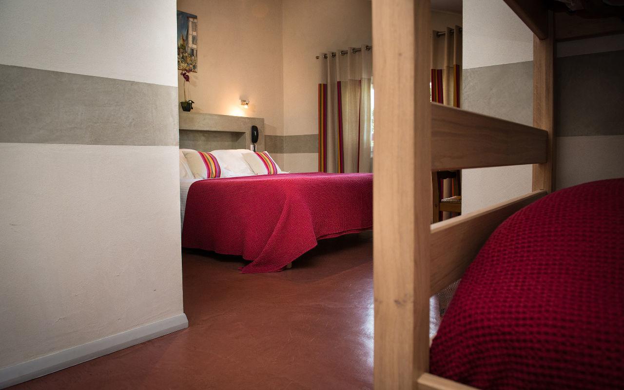 איינהודה Logis Hotel Ur-Hegian מראה חיצוני תמונה