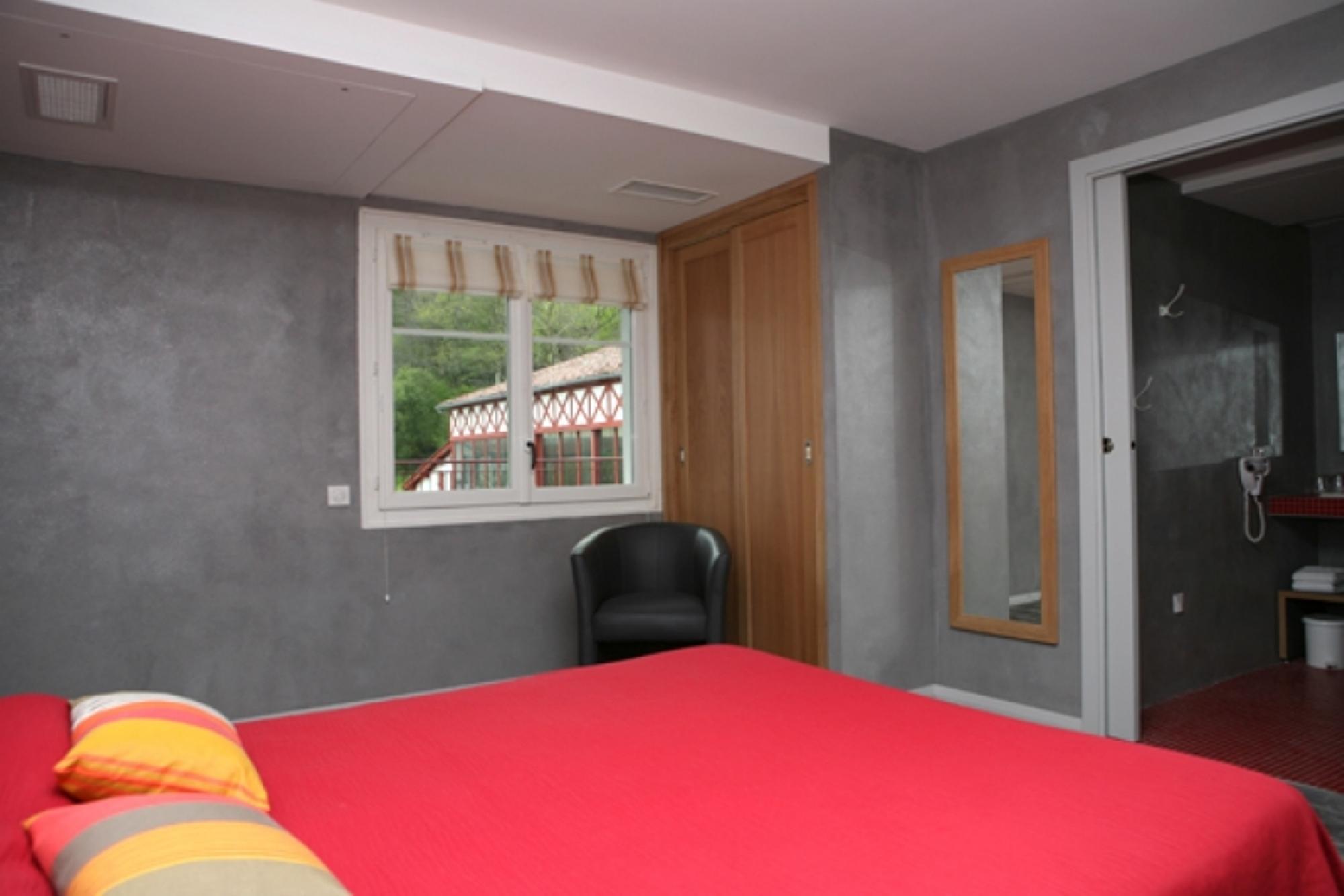 איינהודה Logis Hotel Ur-Hegian מראה חיצוני תמונה