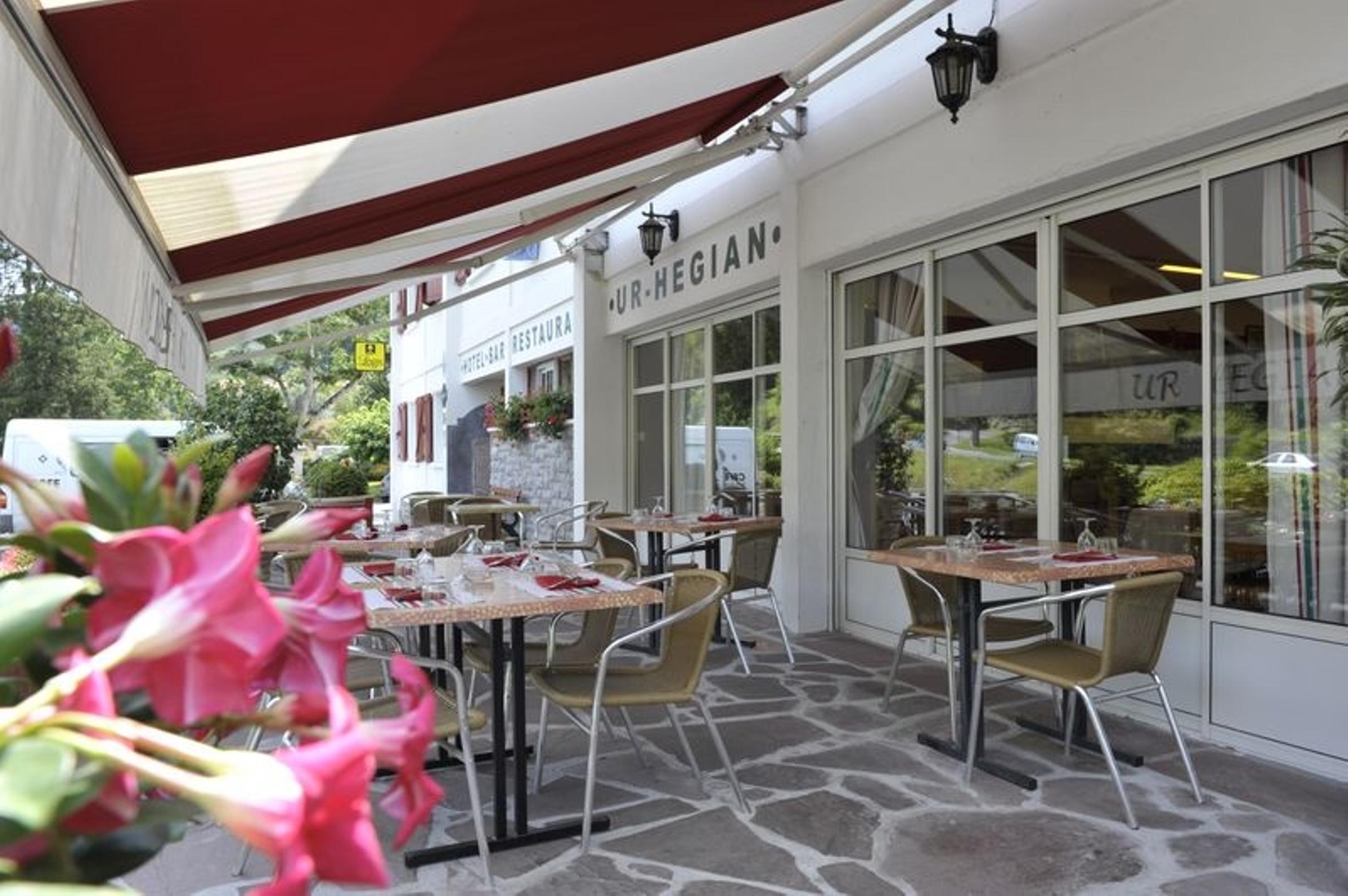 איינהודה Logis Hotel Ur-Hegian מראה חיצוני תמונה