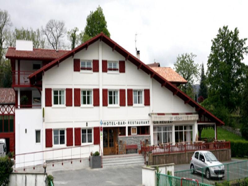 איינהודה Logis Hotel Ur-Hegian מראה חיצוני תמונה