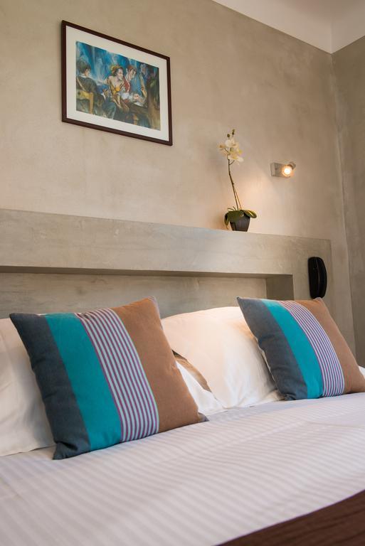 איינהודה Logis Hotel Ur-Hegian מראה חיצוני תמונה