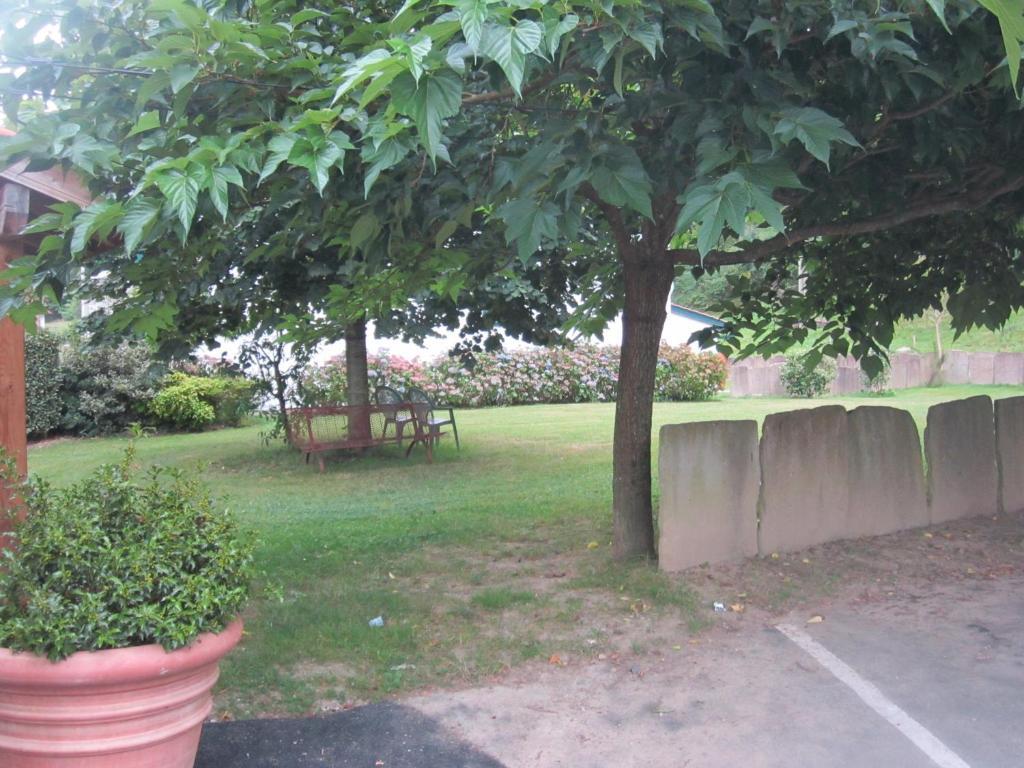 איינהודה Logis Hotel Ur-Hegian מראה חיצוני תמונה